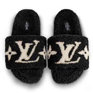 AUTH LOUIS VUITTON SHEARLING LOGO BOM DIA FLAT MULES SANDALS FR 41 MSRP $990